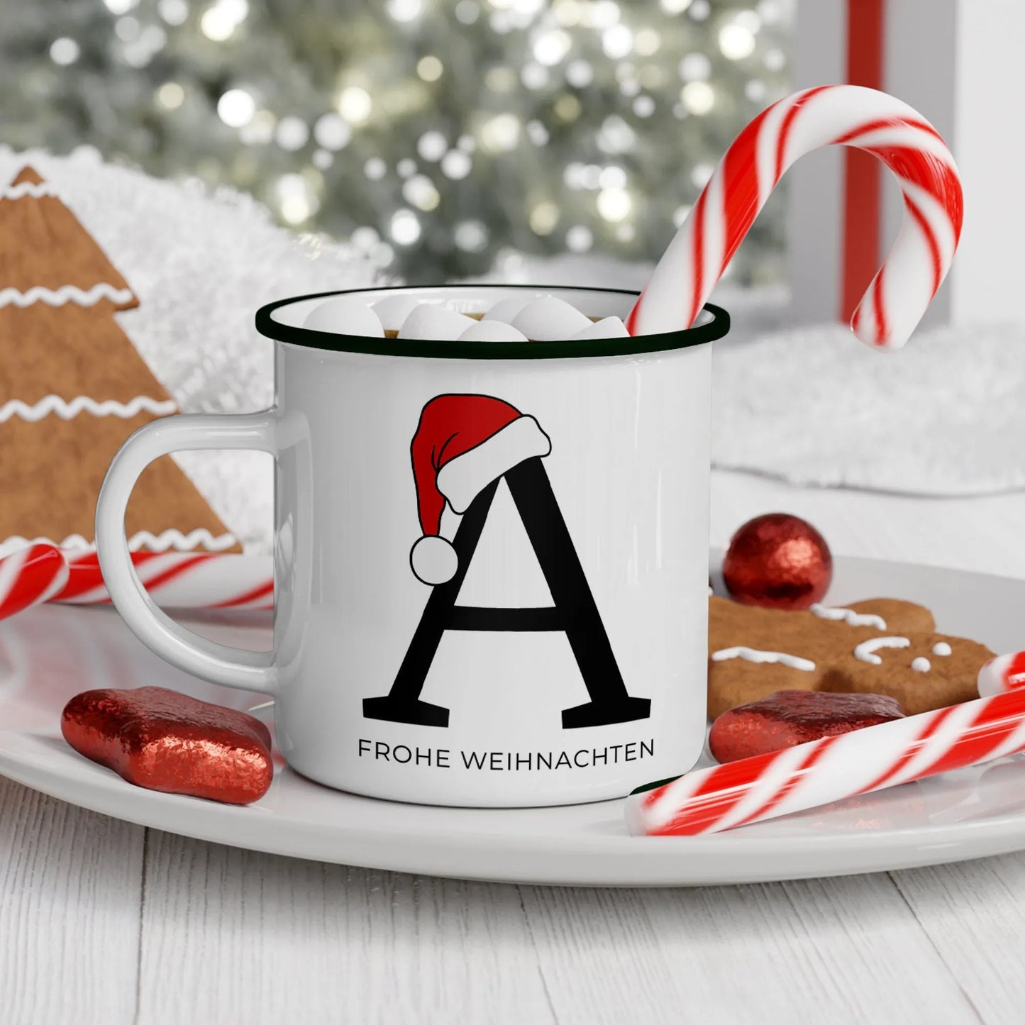 Personalisierte Emaille Tasse Weihnachten - Frohe Weihnachten - Merry Christmas - mit Anfangsbuchstabe und Wunschnamen - Nikolaus - Becher kleinebuchstaben Rand: Schwarz FROHE WEIHNACHTEN