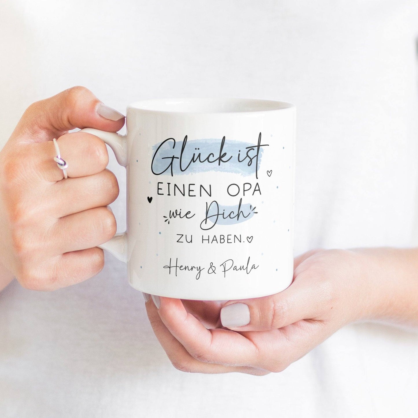 Personalisierte Tasse Opa mit Namen "Glück ist, einen Opa wie dich zu haben". Ideales Geschenk zum Geburtstag, zu Ostern, Weihnachten , für den Großvater. kleinebuchstaben