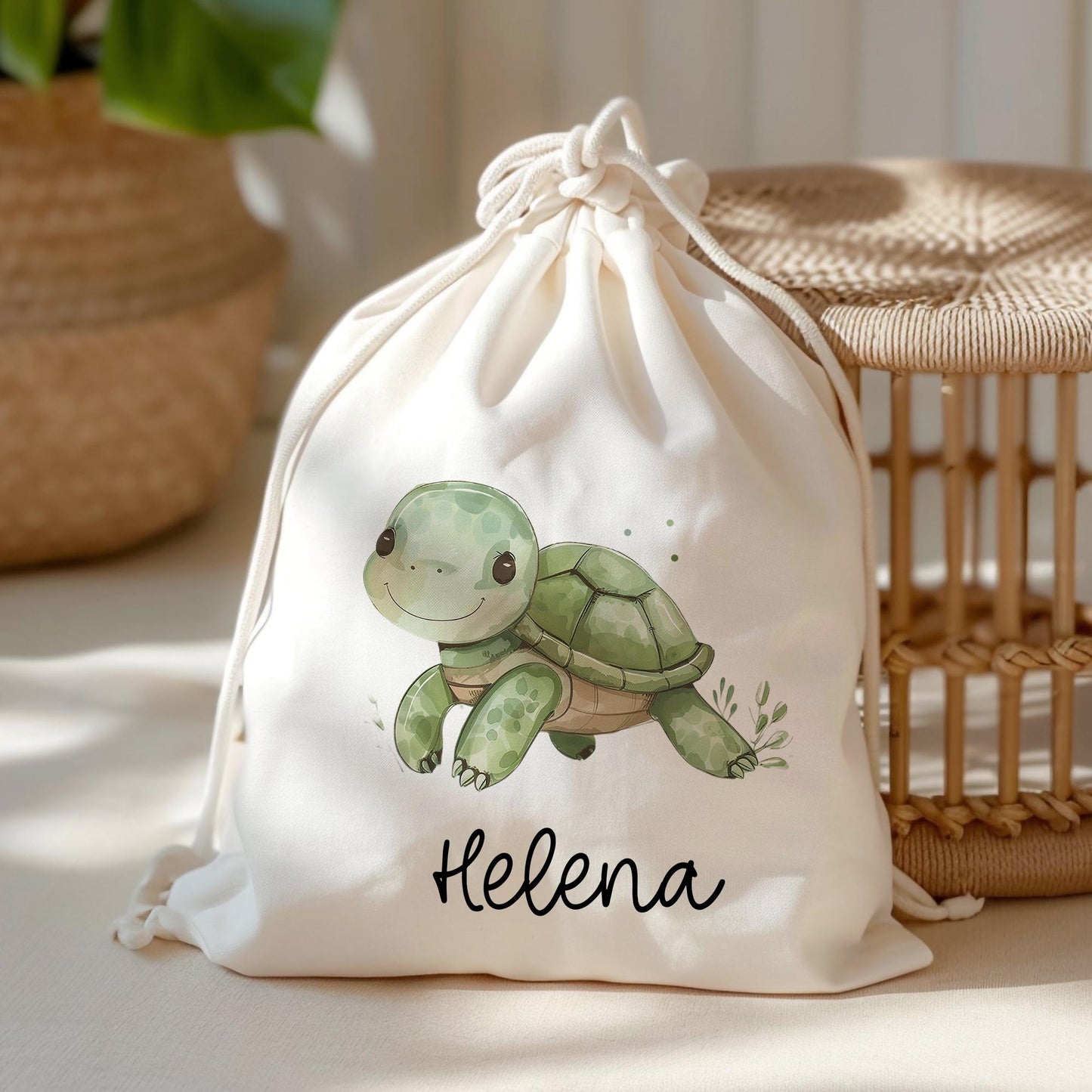 Personalisierte Stofftasche Schildkröte - Kinder Beutel Kindertasche mit Namen - Wechselwäsche, Schmutzwäsche Tragetasche - Wechselkleidung kleinebuchstaben Turnbeutel Schriftart 1