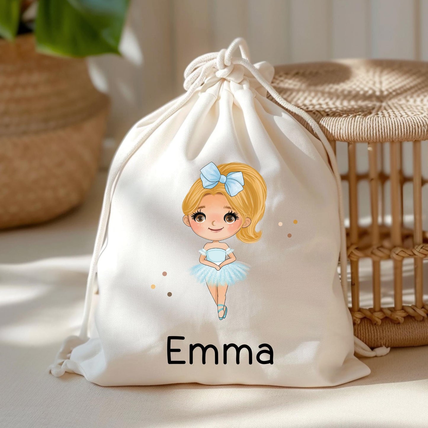 Turnbeutel Ballerina Personalisiert mit Namen Tasche als Sportbeutel, Kindergarten, Wäschebeutel Mädchen Blond Braun Schwarz Weihnachten kleinebuchstaben Blond Schriftart 1
