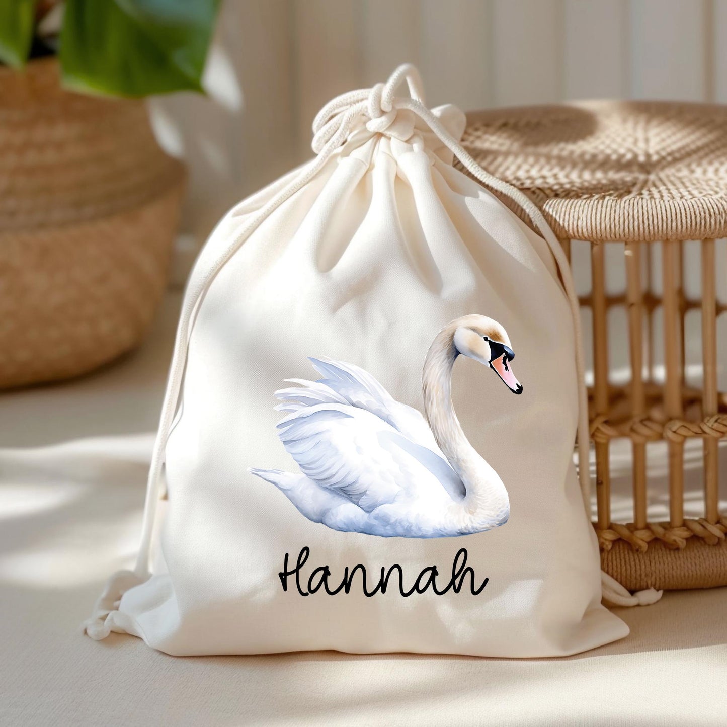 Schwan Weiß Turnbeutel Personalisiert mit Namen Tasche Rucksack als Kindergarten, Sportbeutel, Schule, Wäschebeutel Weihnachten Nikolaus kleinebuchstaben Turnbeutel Schriftart 1