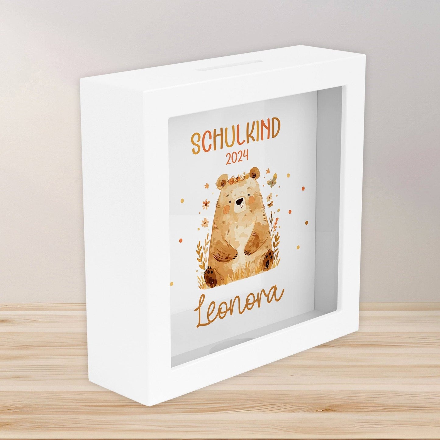 Spardose zur Einschulung Bär Schulkind 2024 mit Wunschname Name Kind personalisiert Kinder Geburtstagsgeschenk mit Wunschtext kleinebuchstaben