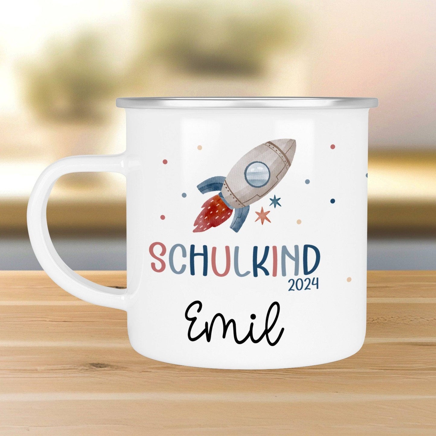 Schulkind 2024 Rakete Tasse Personalisiert mit Wunschnamen Kindertasse mit Namen zur Einschulung  kleinebuchstaben Emaille - Silber  