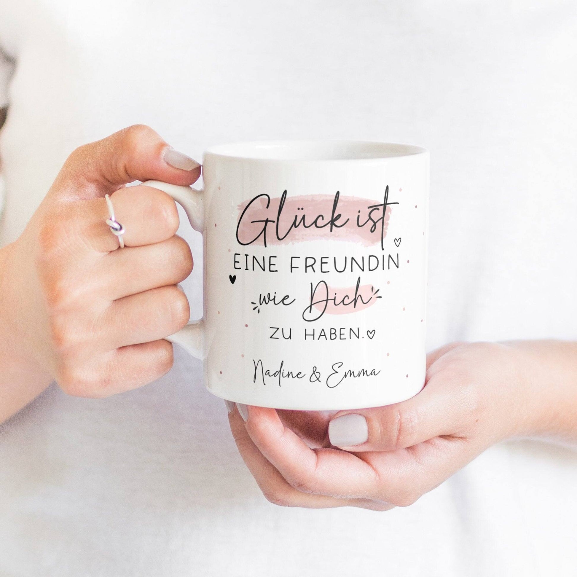 Personalisierte Tasse – Glück ist eine FREUNDIN wie dich zu haben - Geschenk zum Geburtstag, Ostern, Weihnachten -Wunschnamen  kleinebuchstaben   