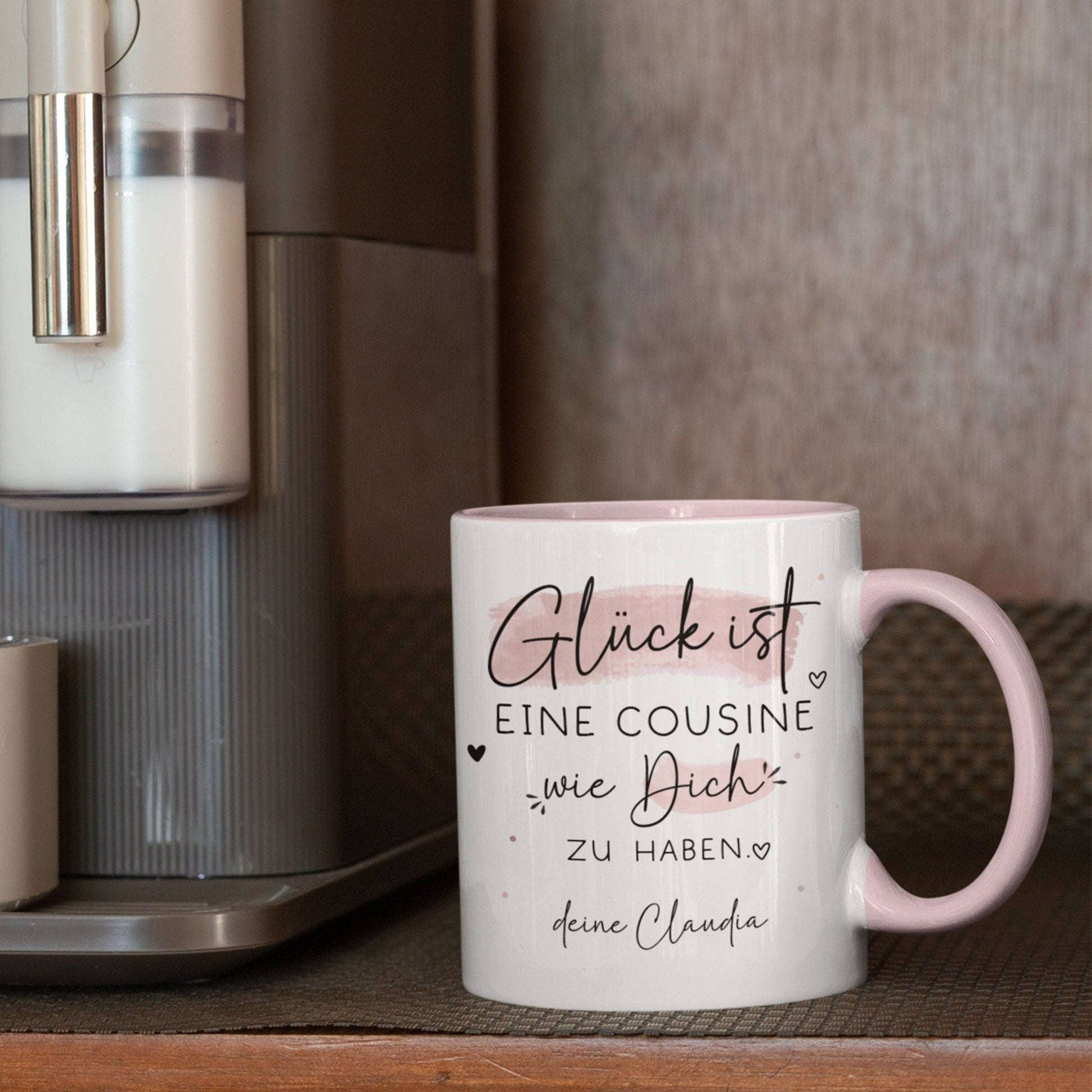 Tasse Cousine Personalisiert – Glück ist eine COUSINE wie dich zu haben - Geschenk zum Geburtstag, Ostern, Weihnachten - Wunschnamen  kleinebuchstaben   