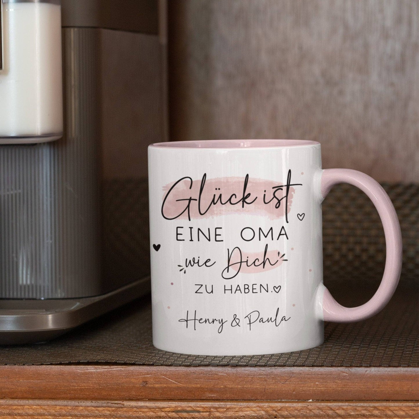 Handgefertigte Personalisierte Tasse – Glück ist eine OMA wie dich zu haben - Geschenk zum Muttertag Geburtstag, Ostern, Weihnachten - Name  kleinebuchstaben   