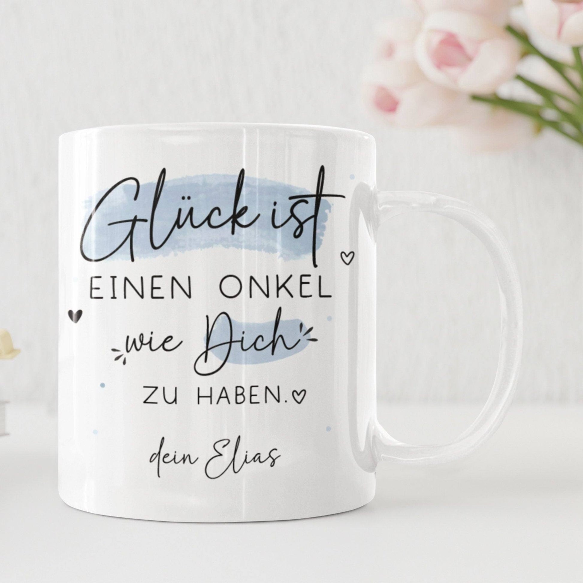 Personalisierte Tasse mit dem Spruch "Glück ist,einen Onkel wie dich zu haben". Perfektes Geschenk für Geburtstage, Ostern oder Weihnachten.  kleinebuchstaben   