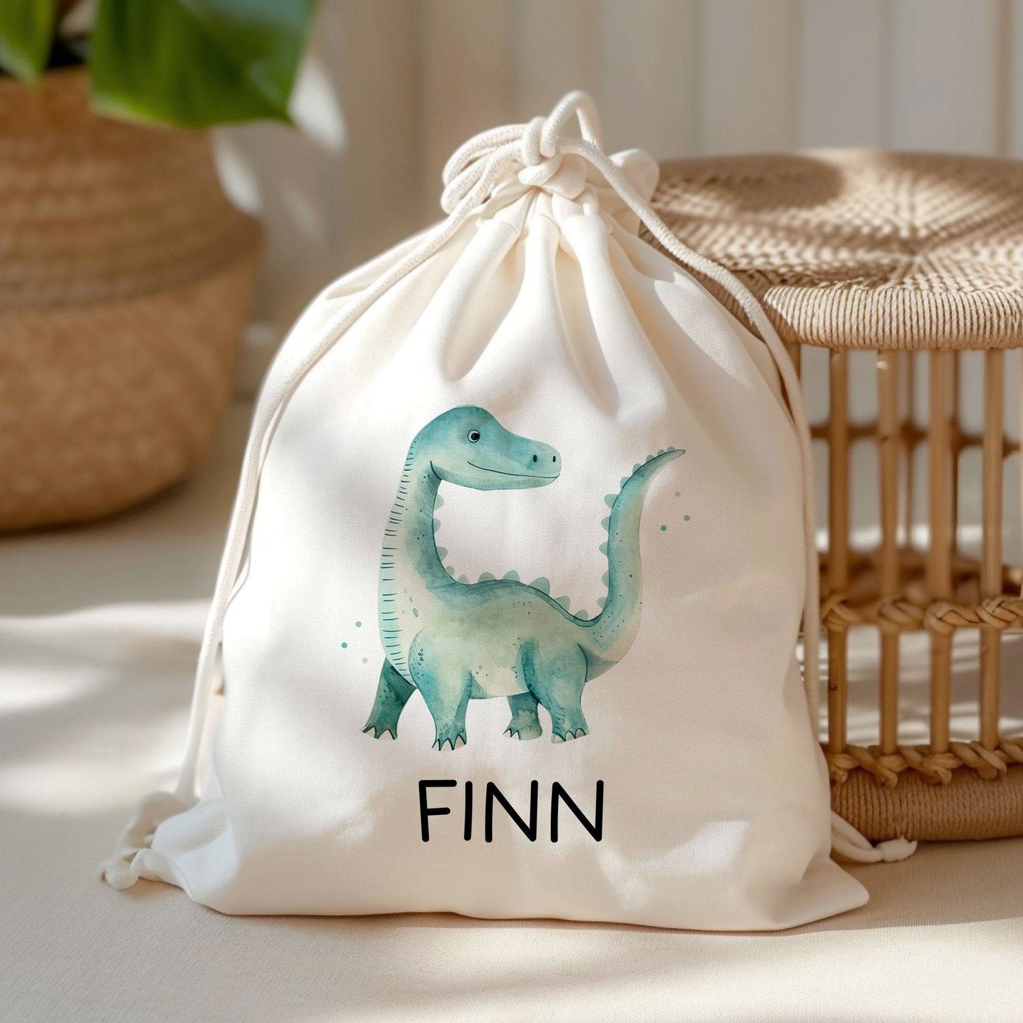 Turnbeutel Dino Personalisiert Dinosaurier mit Wunschnamen | Rucksack Schule, Kindergarten, KITA, Wäschebeutel, Sportbeutel, Wechselwäsche  kleinebuchstaben Dinosaurier 05 Turnbeutel 