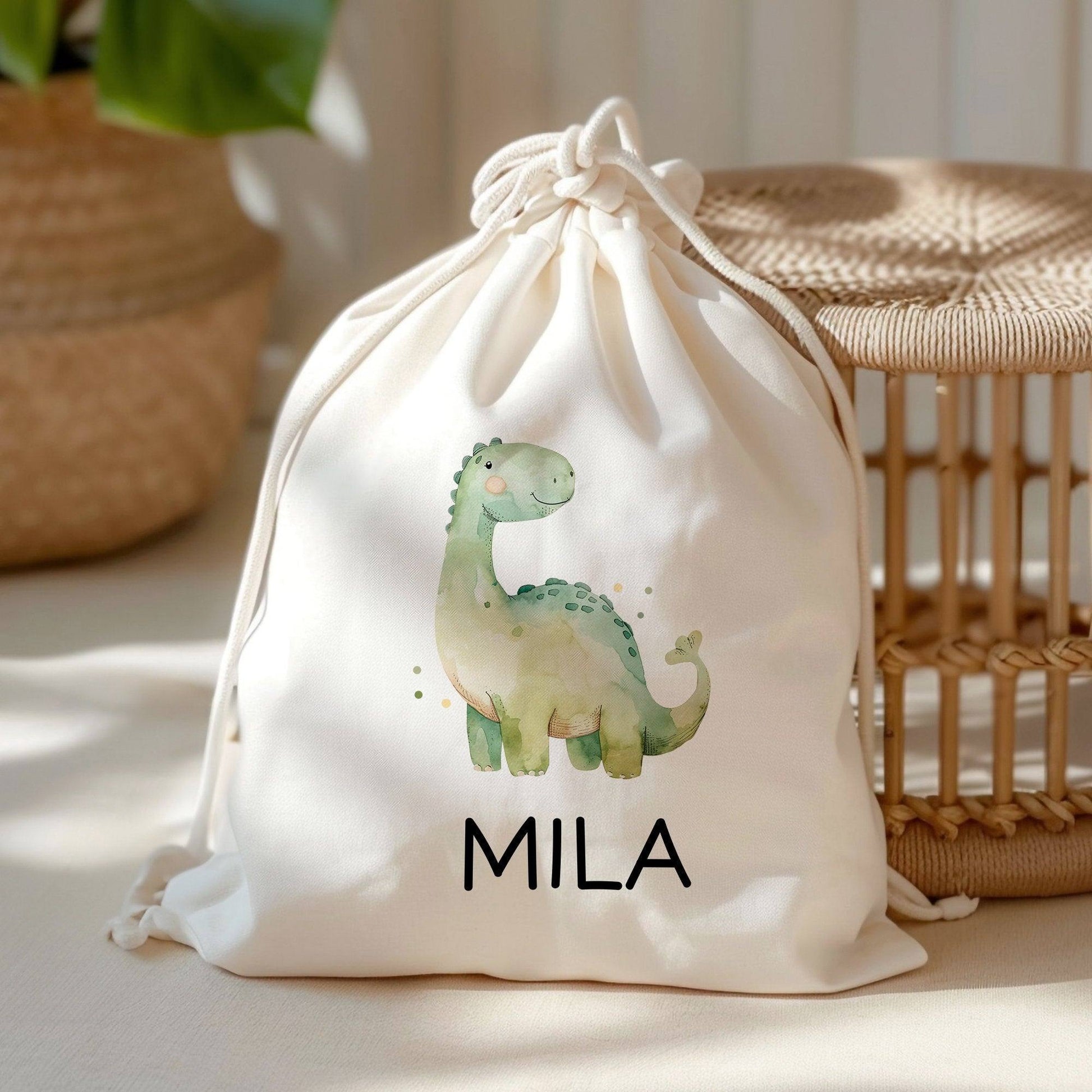 Turnbeutel Dino Personalisiert Dinosaurier mit Wunschnamen | Rucksack Schule, Kindergarten, KITA, Wäschebeutel, Sportbeutel, Wechselwäsche  kleinebuchstaben Dinosaurier 08 Turnbeutel 