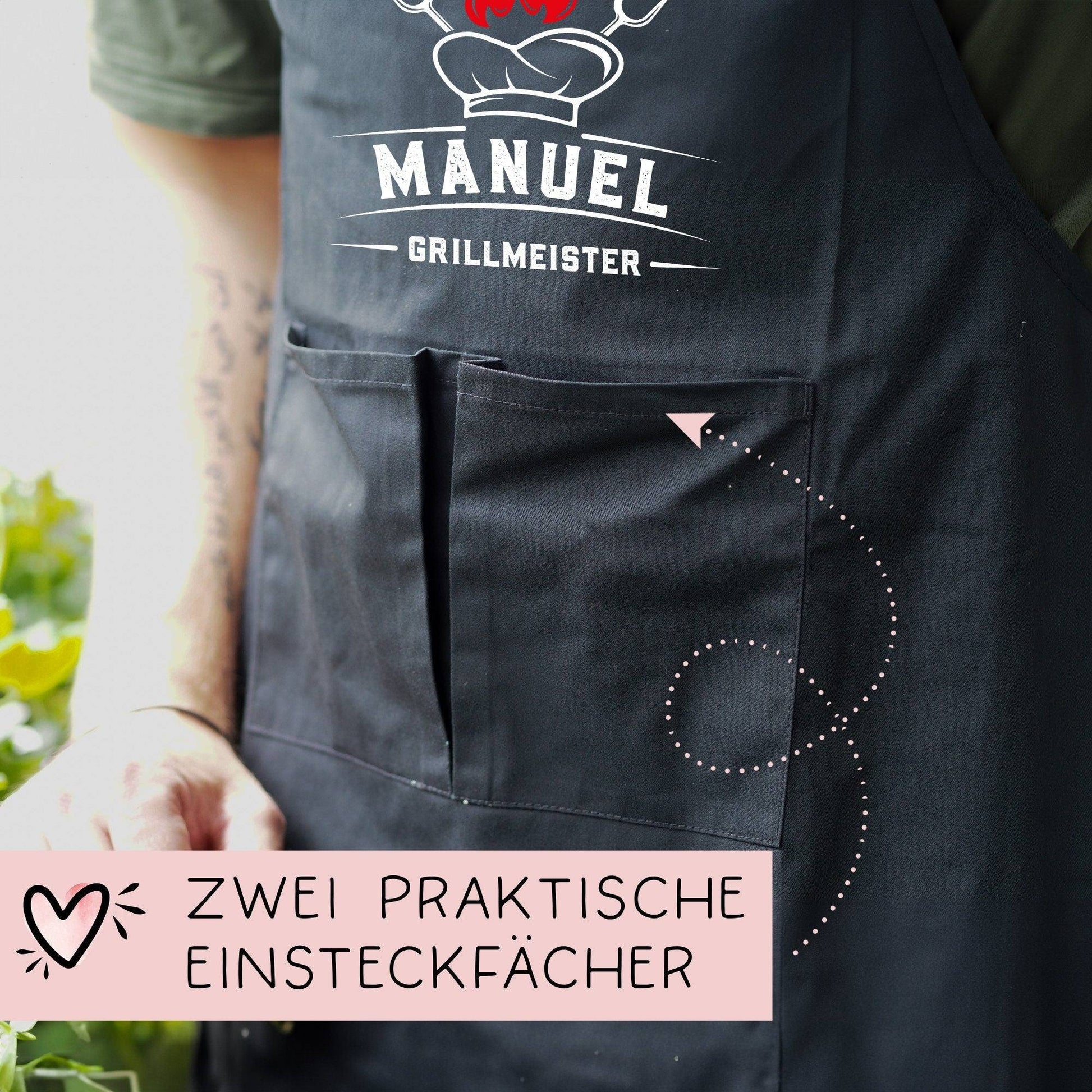 Grillmeister Grillschürze personalisiert für Männer mit Namen Kunstleder Applikation zum Geburtstag, Weihnachten Baumwollschürze, Geschenk  kleinebuchstaben   