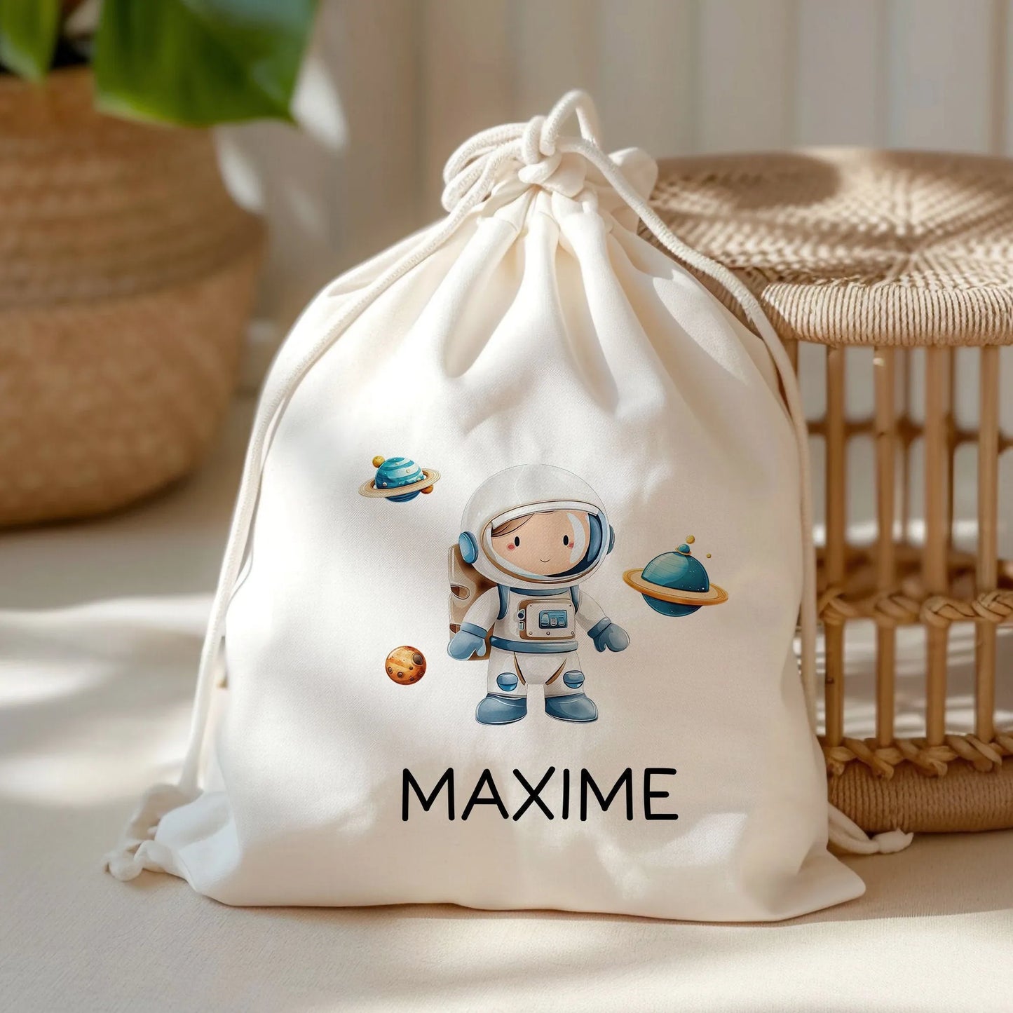 Stoffbeutel Astronaut Turnbeutel Rucksack, Kindergartentasche mit Name personalisiert Weltraum Weltall Astronaut aus Bio-Baumwolle  kleinebuchstaben   