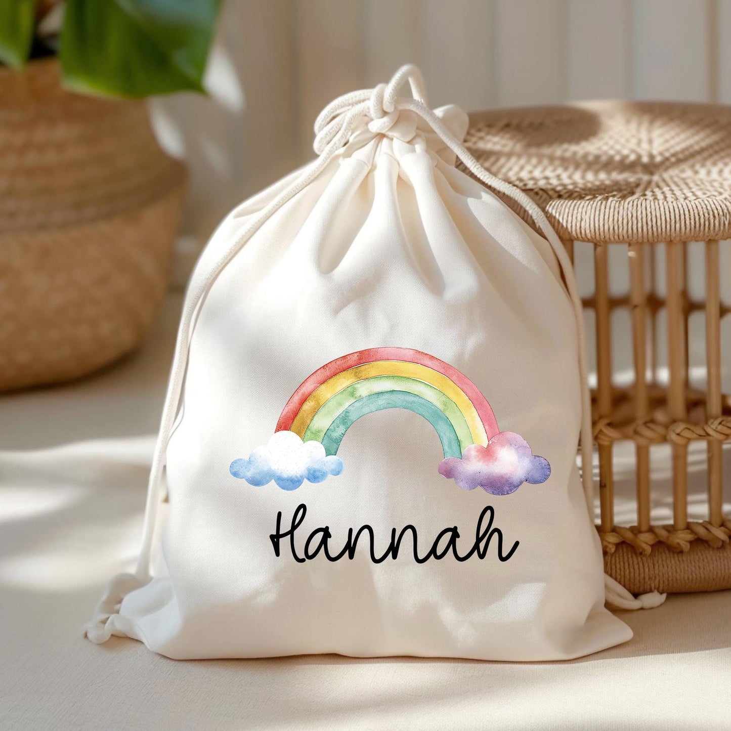 Stofftasche Regenbogen mit Namen Baumwolltasche Tasche - Personalisiert Beutel Kindertasche -Wunschname - Wechselwäsche - Jutebeutel - KIGA  kleinebuchstaben Turnbeutel Schriftart 1 